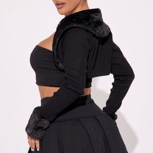 Furry Collar cropped cardigan